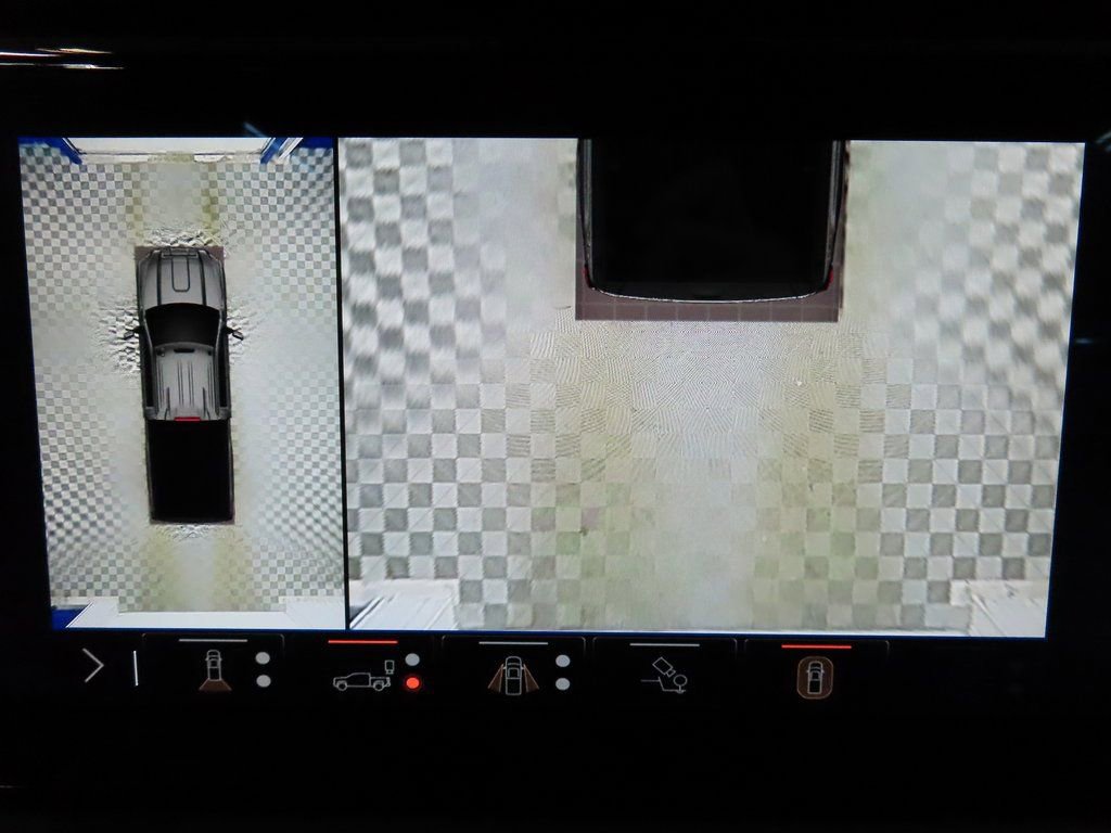 Used 2025 GMC Sierra 2500 AT4X w/ AT4X AEV Edition image 17