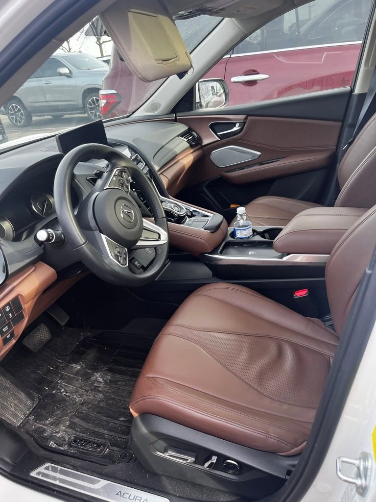 Used 2025 Acura RDX w/ Technology Package image 5