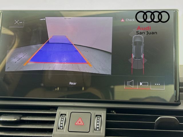 Used 2024 Audi Q5 2.0T Premium w/ Convenience Package image 16