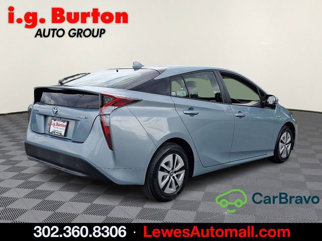 Used 2017 Toyota Prius Three FWD image 6