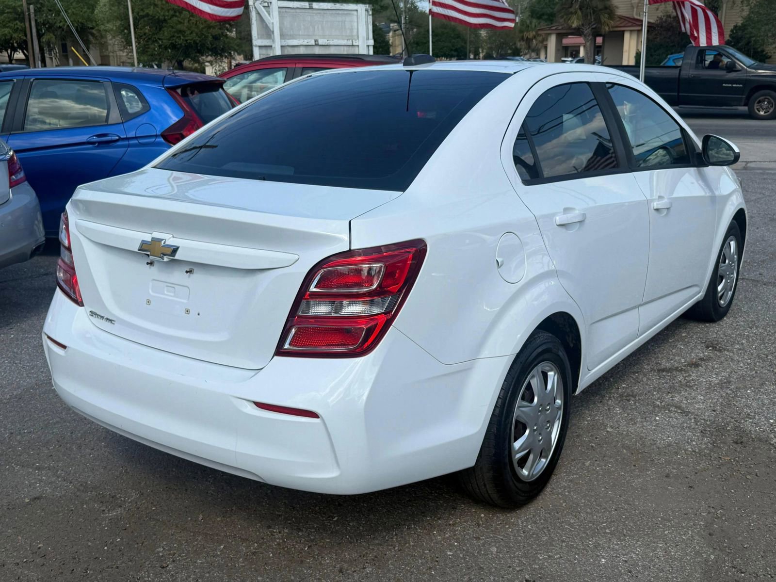 Used 2017 Chevrolet Sonic LS image 5