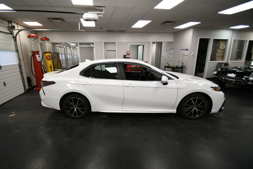 Certified 2024 Toyota Camry SE image 8