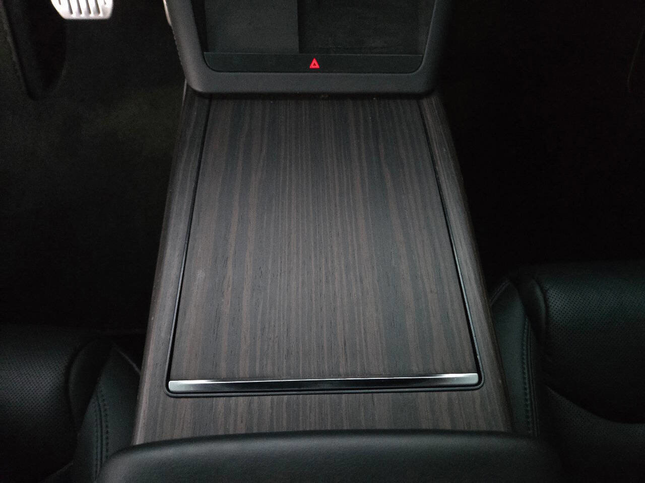 Used 2022 Tesla Model X Base AWD 4dr SUV image 30