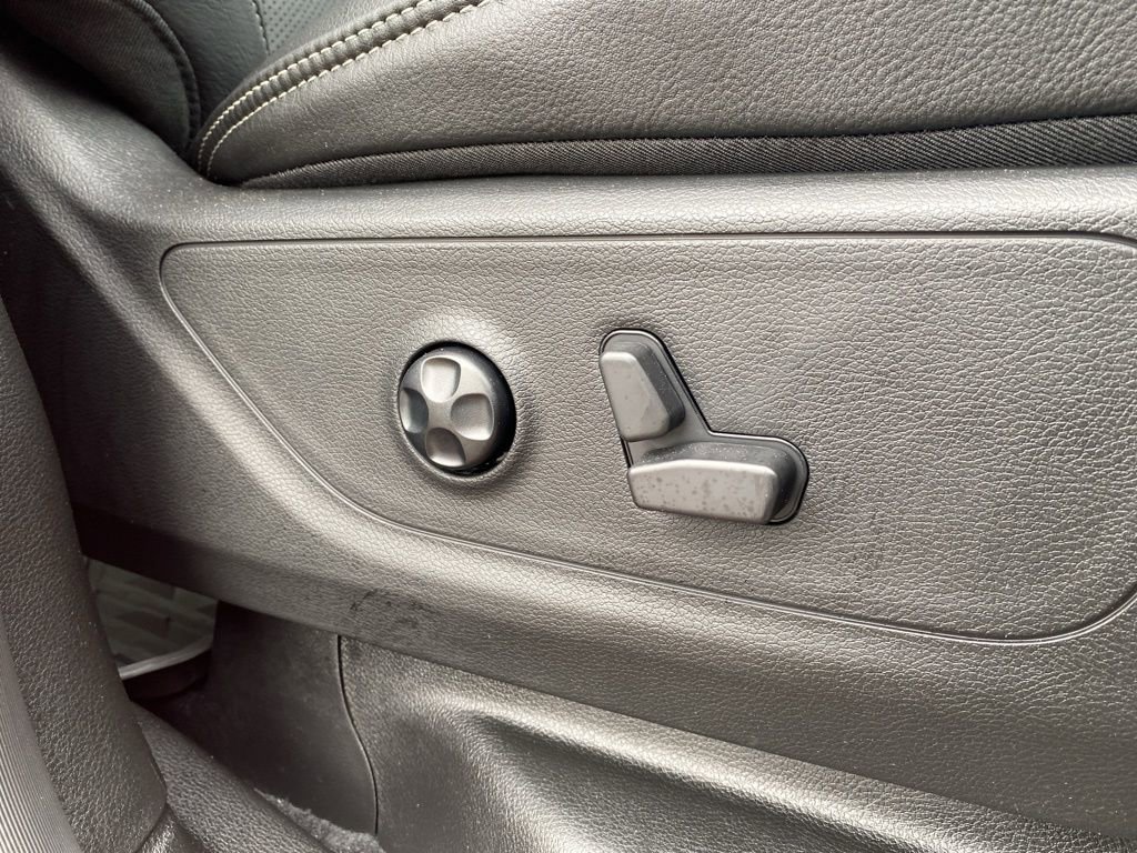 Used 2025 RAM 1500 RHO image 12