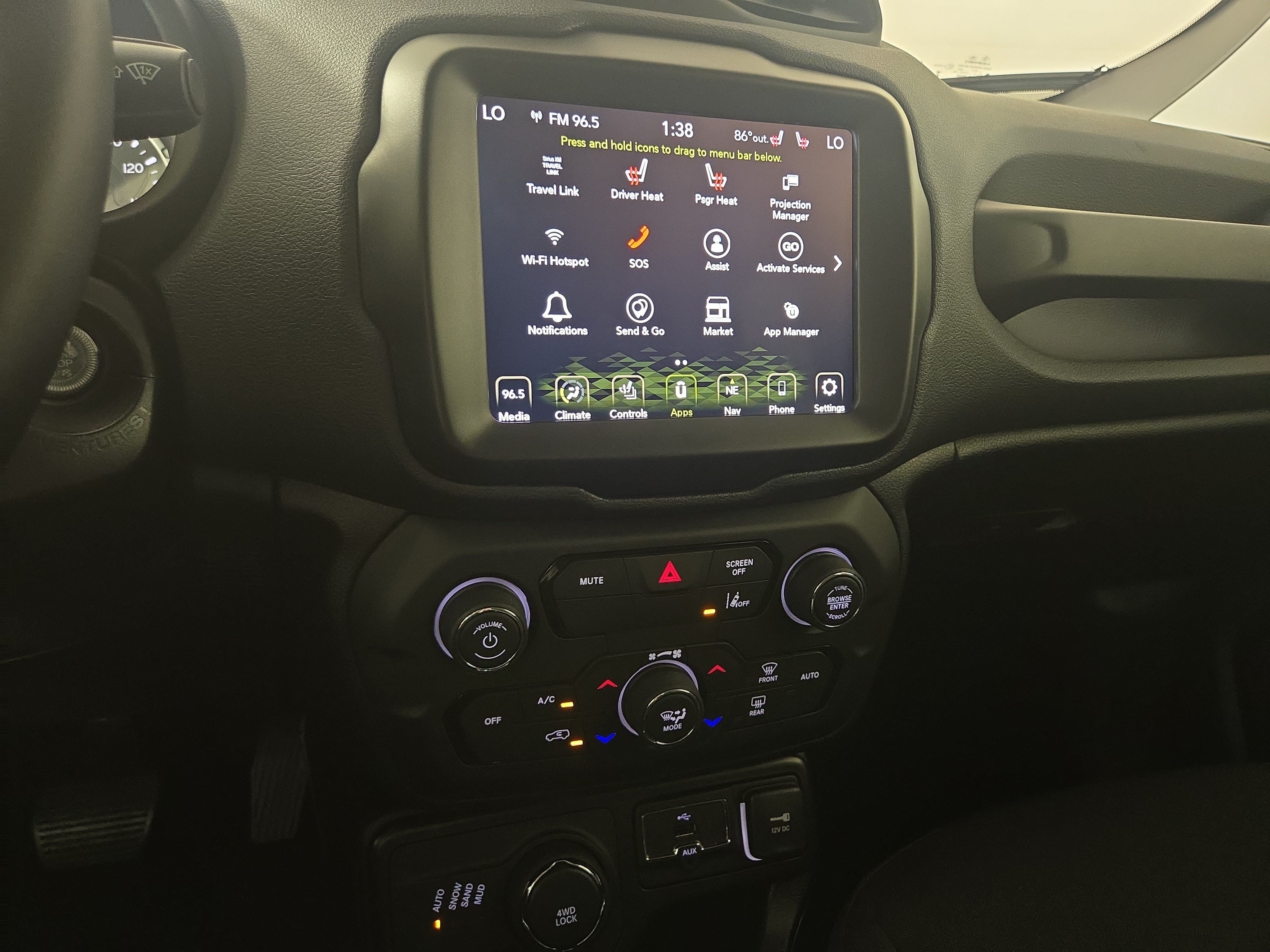 Used 2023 Jeep Renegade Altitude w/ Convenience Group I AWD/4WD image 22