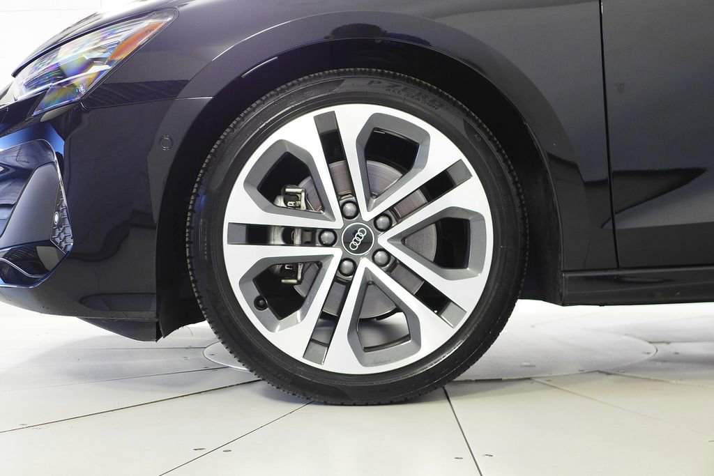 Used 2025 Audi A3 2.0T Premium w/ Black Optic Package image 5