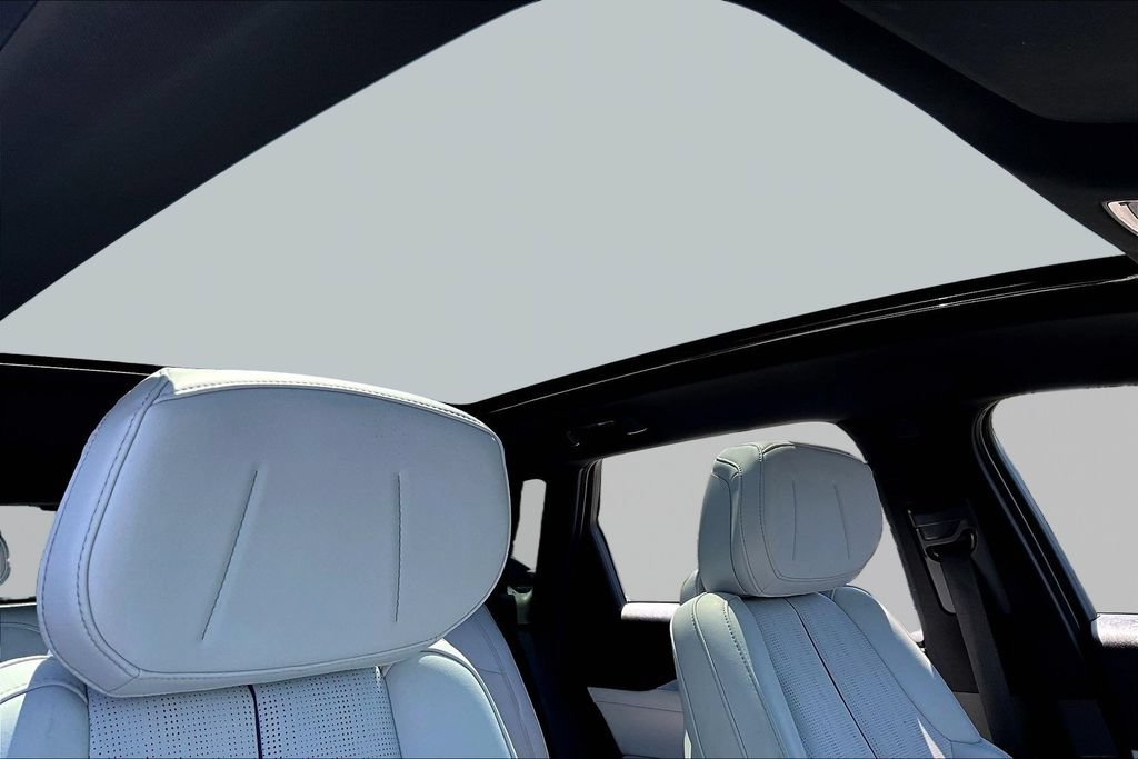 Used 2024 Cadillac Lyriq Luxury RWD image 27