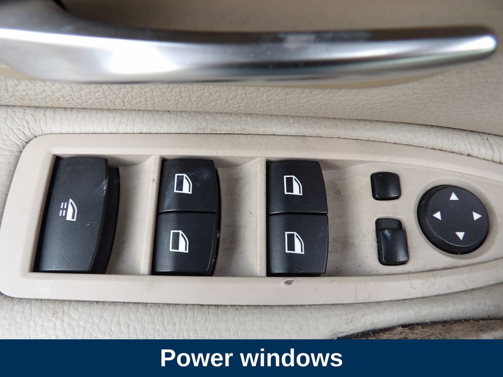 Used 2015 BMW 428i xDrive Convertible image 10