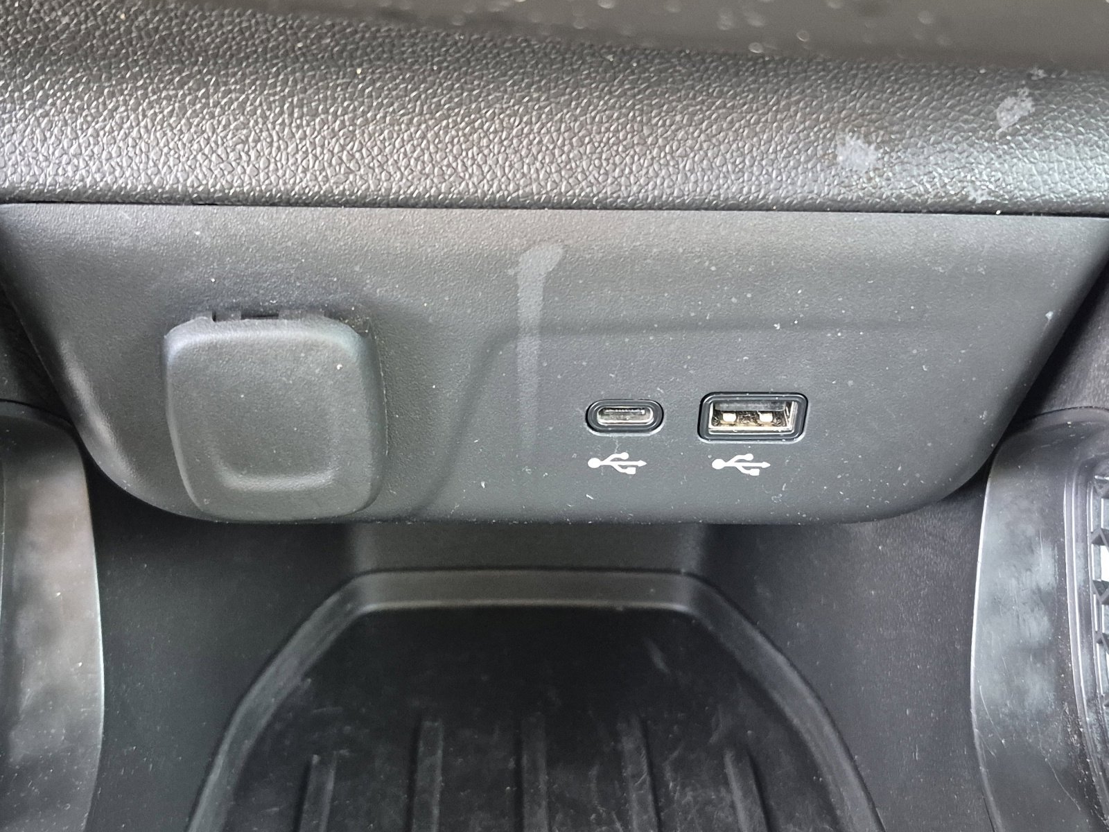 Used 2025 Chevrolet TrailBlazer LS w/ LS Convenience Package FWD image 31