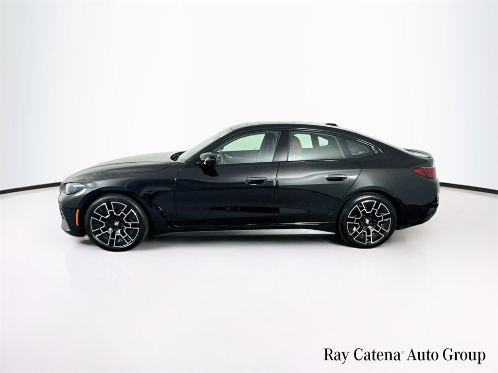 Used 2026 BMW 430i xDrive w/ M Sport Package AWD/4WD image 4
