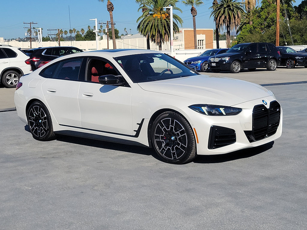 New 2027 BMW M440i w/ Parking Assistance Package RWD image 4
