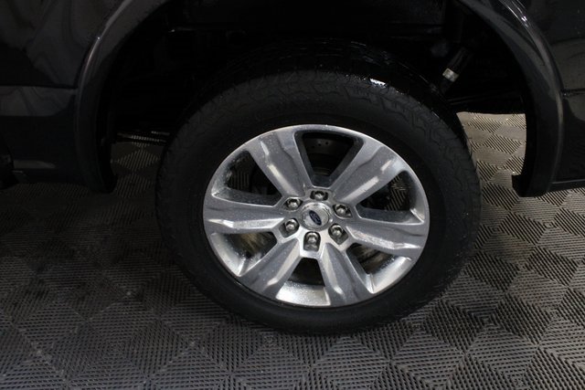 Used 2015 Ford F150 Platinum w/ Equipment Group 701A Luxury image 22