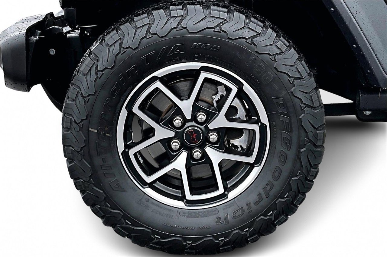 Certified 2025 Jeep Wrangler Unlimited Rubicon image 30