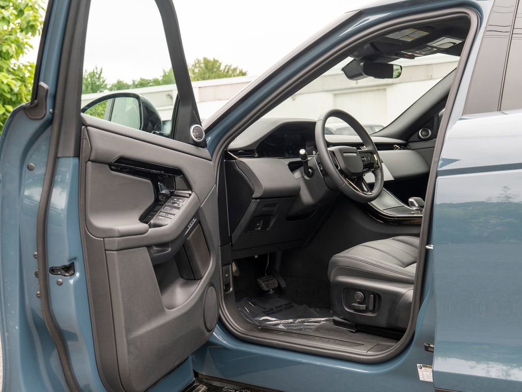 Certified 2026 Land Rover Range Rover Evoque S image 11