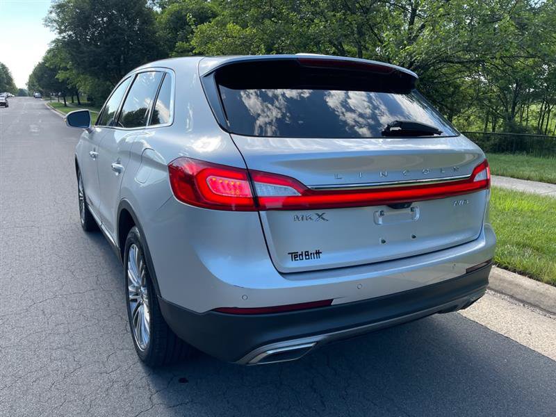 Used 2018 Lincoln MKX Reserve AWD/4WD image 13