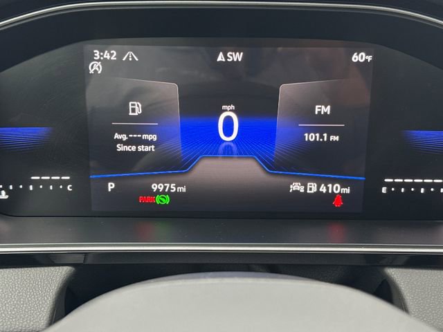 Certified 2025 Volkswagen Jetta S image 44