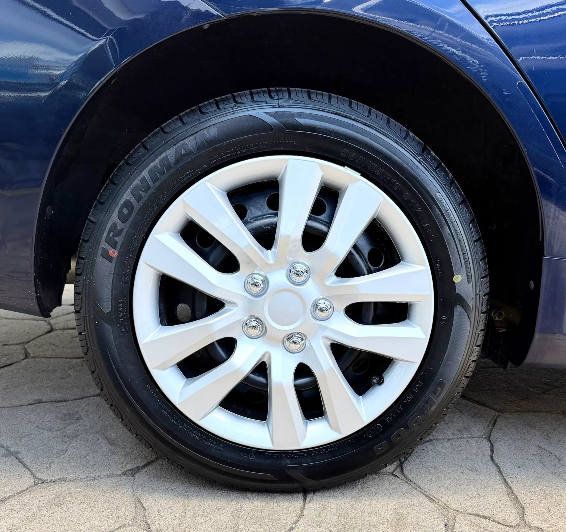 Used 2012 Toyota Corolla LE FWD image 36