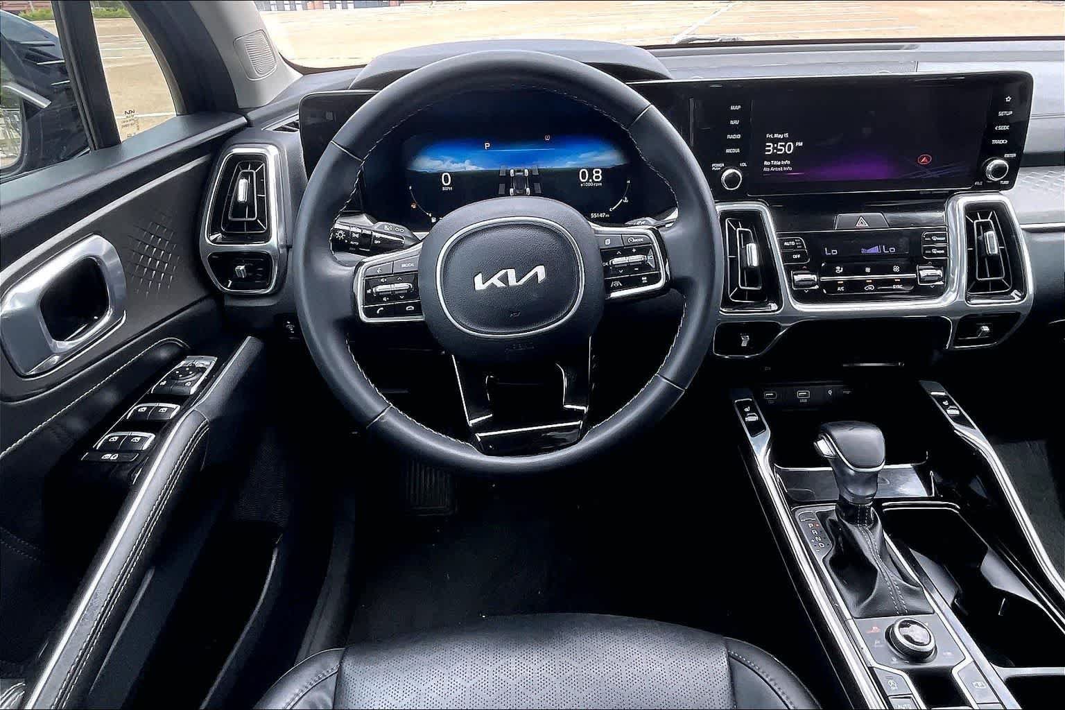 Certified 2023 Kia Sorento SX AWD/4WD image 13