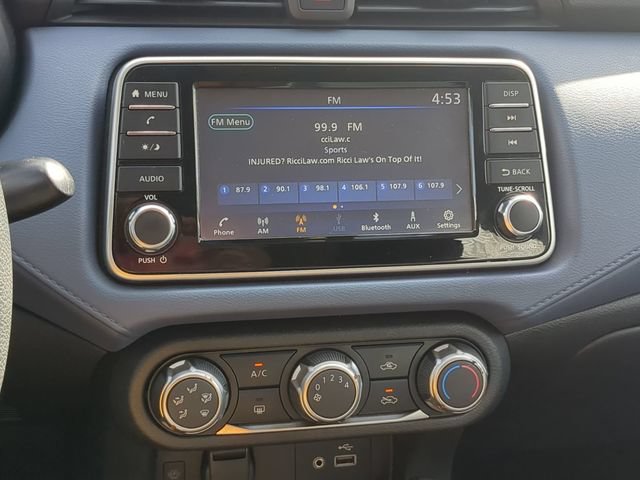 Used 2023 Nissan Versa SV FWD image 19