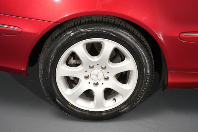 Used 2004 Mercedes-Benz CLK 320 Cabriolet image 37