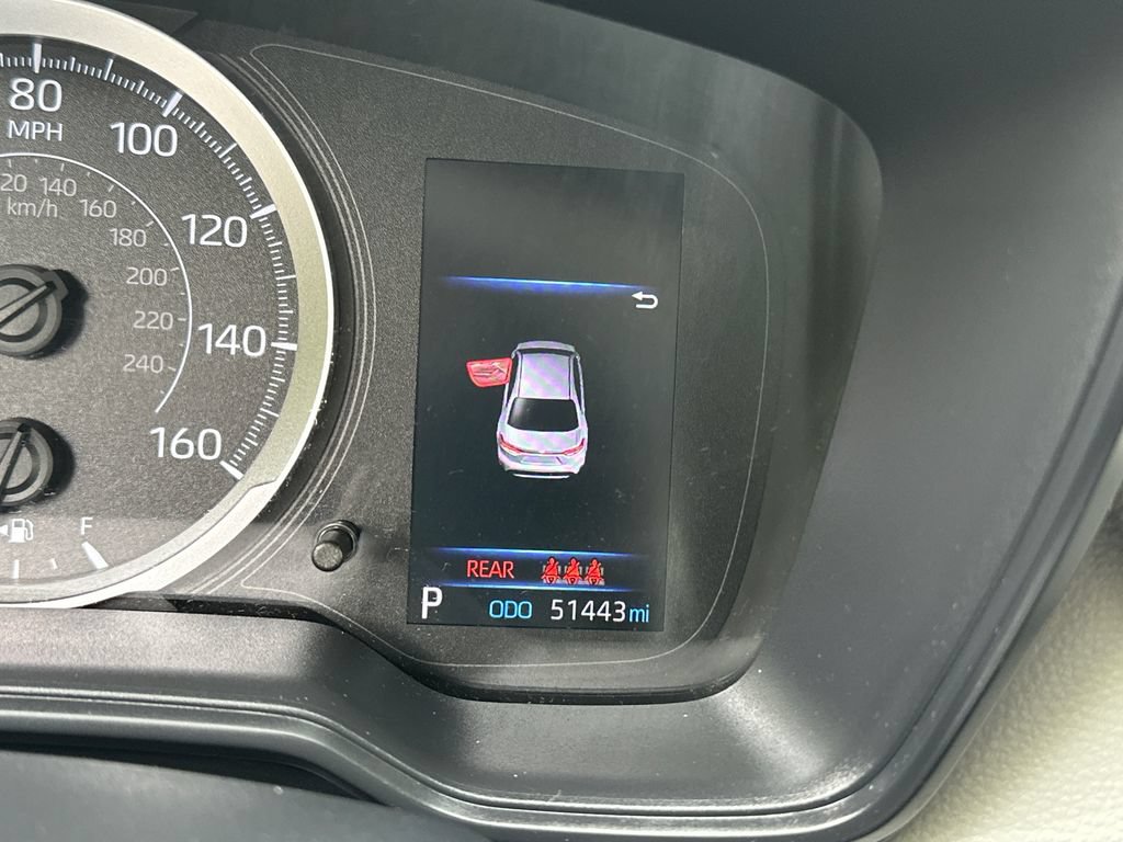 Used 2020 Toyota Corolla LE w/ Carpet Mat Package (TMS) FWD image 28