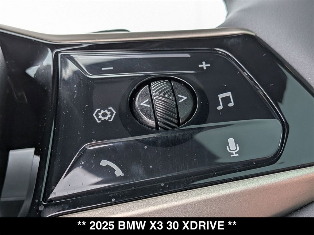 Used 2025 BMW X3 xDrive30i w/ Premium Package image 19