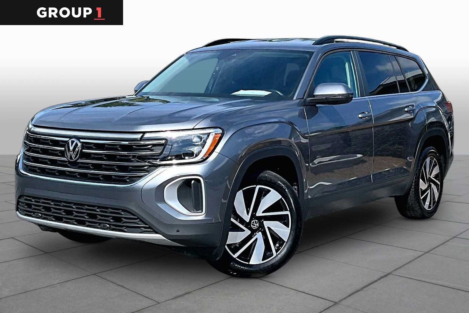 Used 2025 Volkswagen Atlas SE