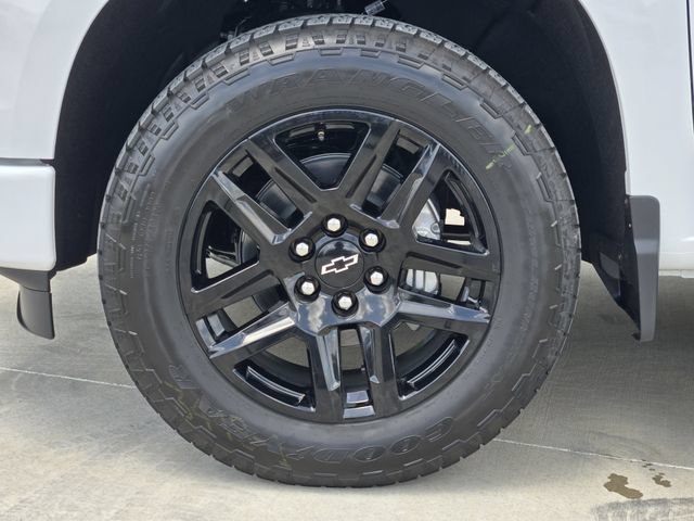 New 2026 Chevrolet Silverado 1500 Custom w/ Turbomax Blackout Package RWD image 8