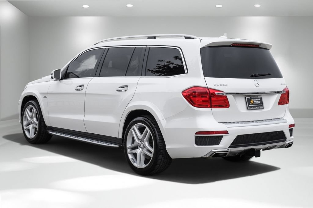 Used 2015 Mercedes-Benz GL 550 4MATIC image 9