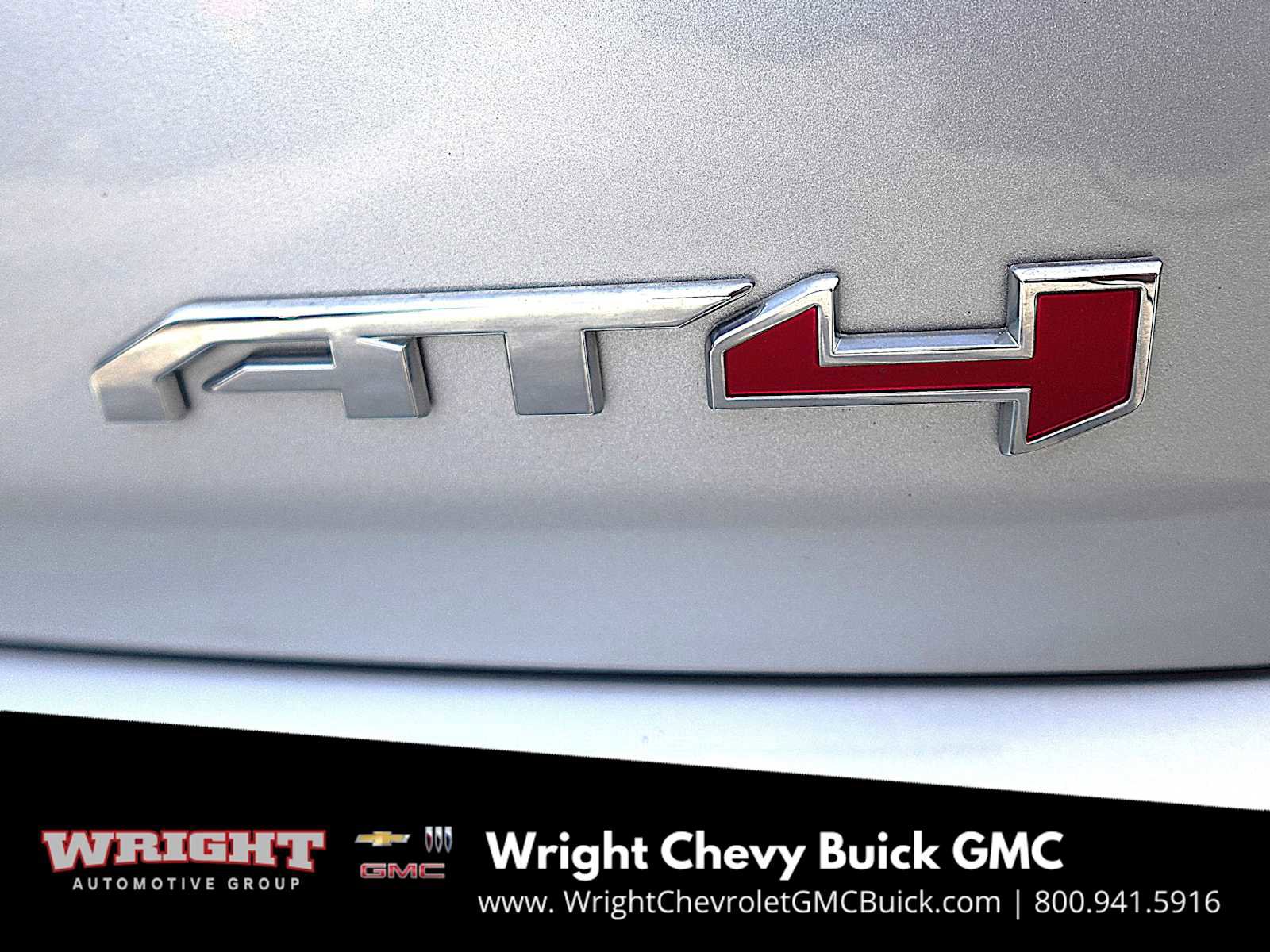 Used 2022 GMC Terrain AT4 image 10