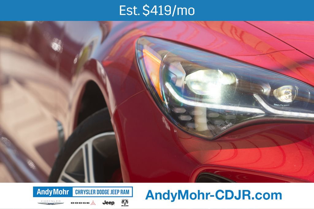 Used 2018 Kia Stinger GT2 AWD/4WD image 12