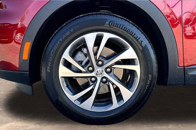 Used 2023 Buick Envision Essence image 34