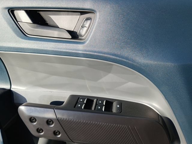 Used 2026 Ford Maverick XL FWD image 17