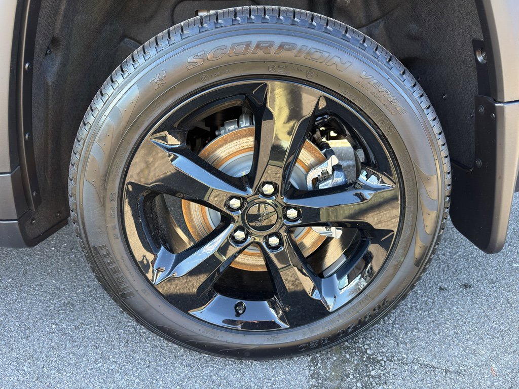 New 2025 Jeep Grand Cherokee L Limited w/ Black Appearance Package image 20