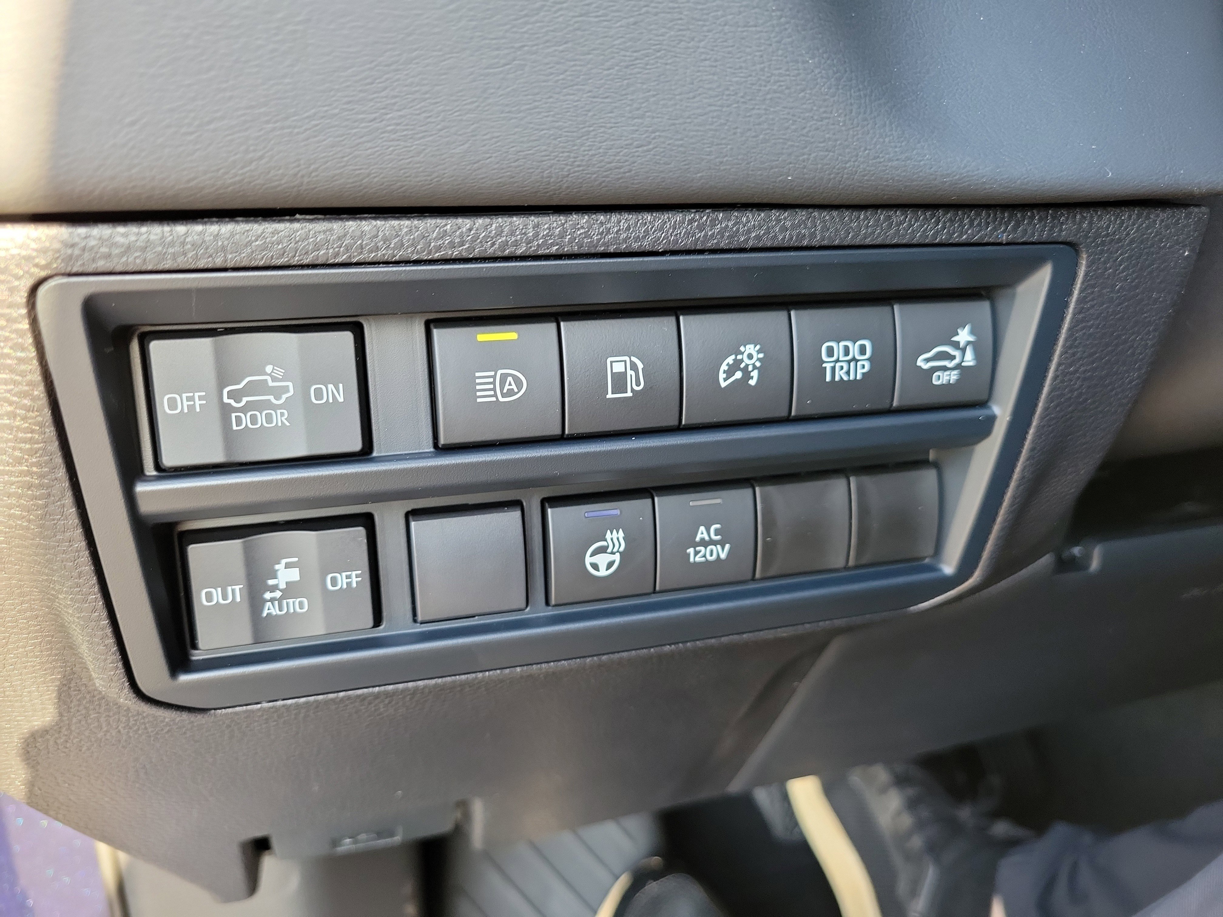 New 2026 Toyota Tundra Platinum image 33