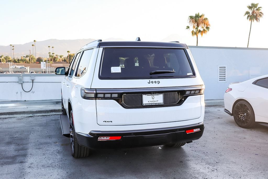 New 2026 Jeep Grand Wagoneer Summit AWD/4WD image 7