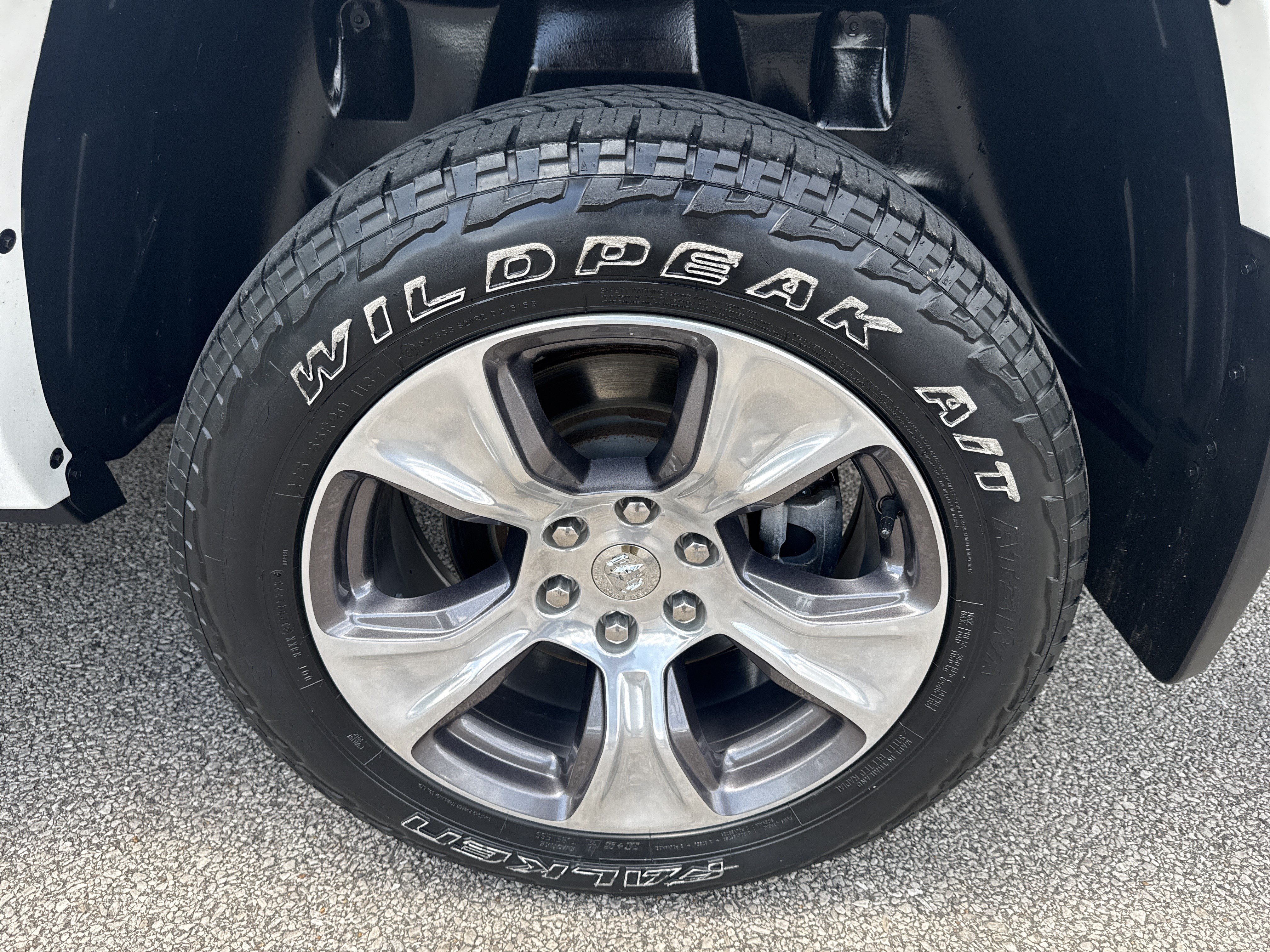 Used 2021 RAM 1500 Laramie AWD/4WD image 20