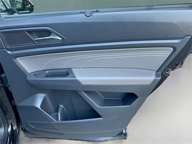 Used 2021 Volkswagen Atlas SE w/ Panoramic Sunroof Package image 29