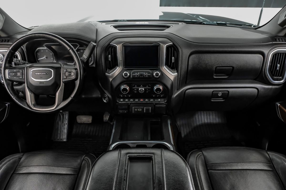 Used 2020 GMC Sierra 3500 Denali w/ Denali Ultimate Package image 11