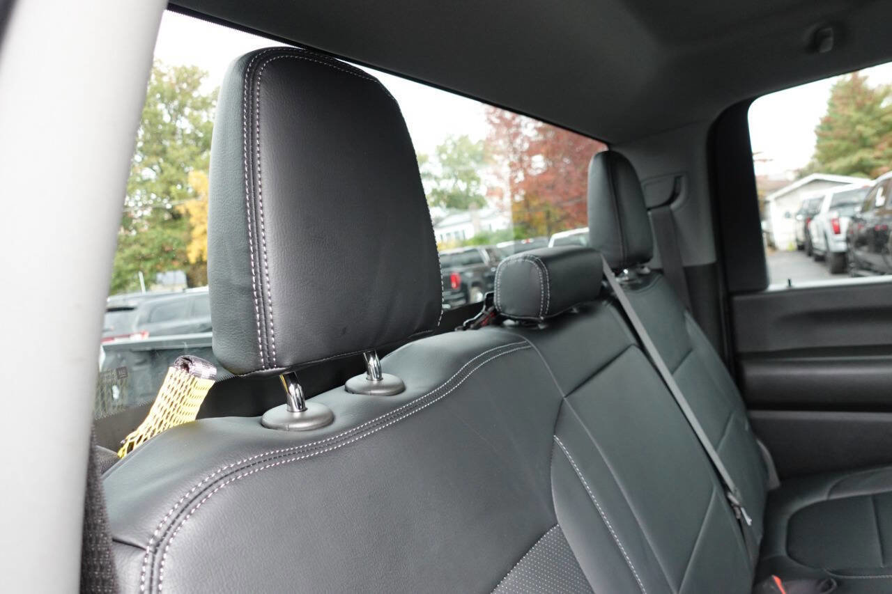 Used 2023 Chevrolet Silverado 2500 LT w/ Snow Plow Prep/Camper Package image 31