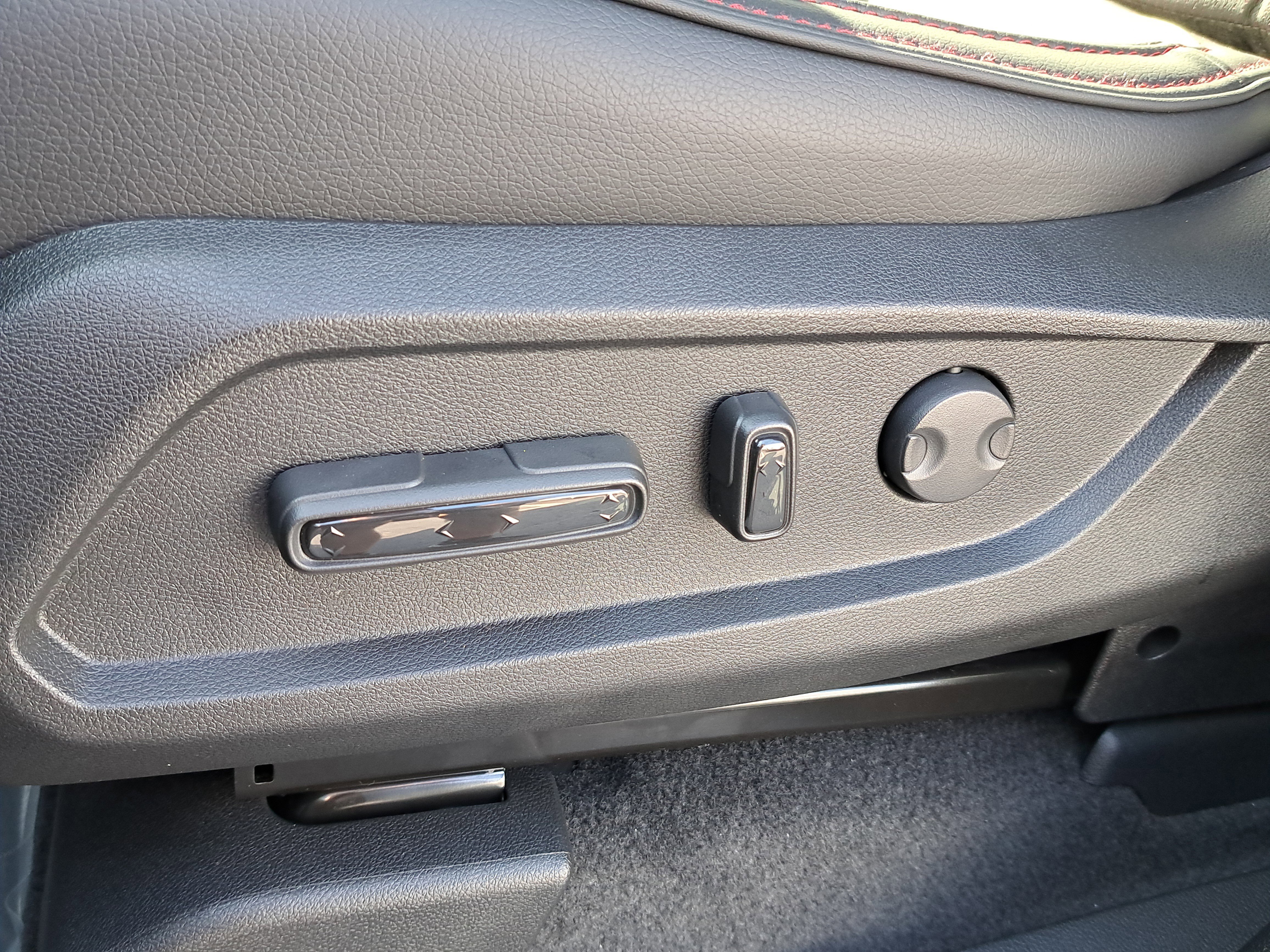 New 2025 Honda Pilot Black Edition image 18