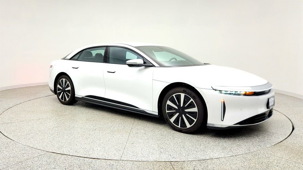 Used 2024 Lucid Air Touring AWD/4WD image 3