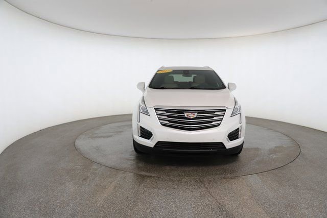 Used 2017 Cadillac XT5 Luxury w/ Driver Awareness Package image 30