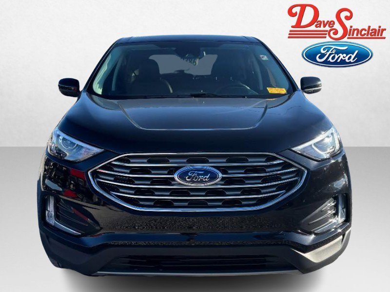 Used 2022 Ford Edge SEL w/ Convenience Package image 2