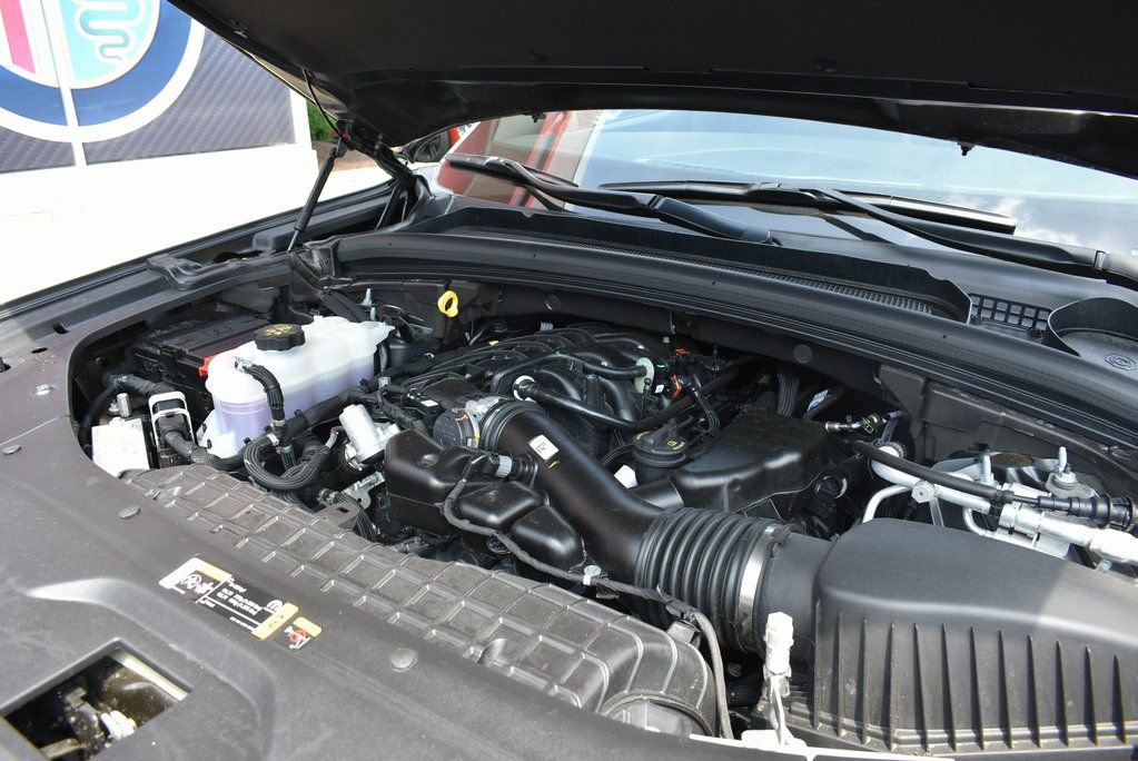 Used 2025 Jeep Grand Cherokee Limited w/ Black Appearance Package image 76