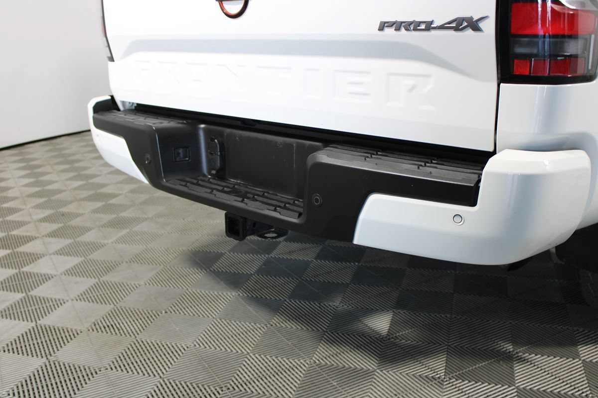 Used 2023 Nissan Frontier PRO-4X w/ Pro-4X Premium Package AWD/4WD image 47