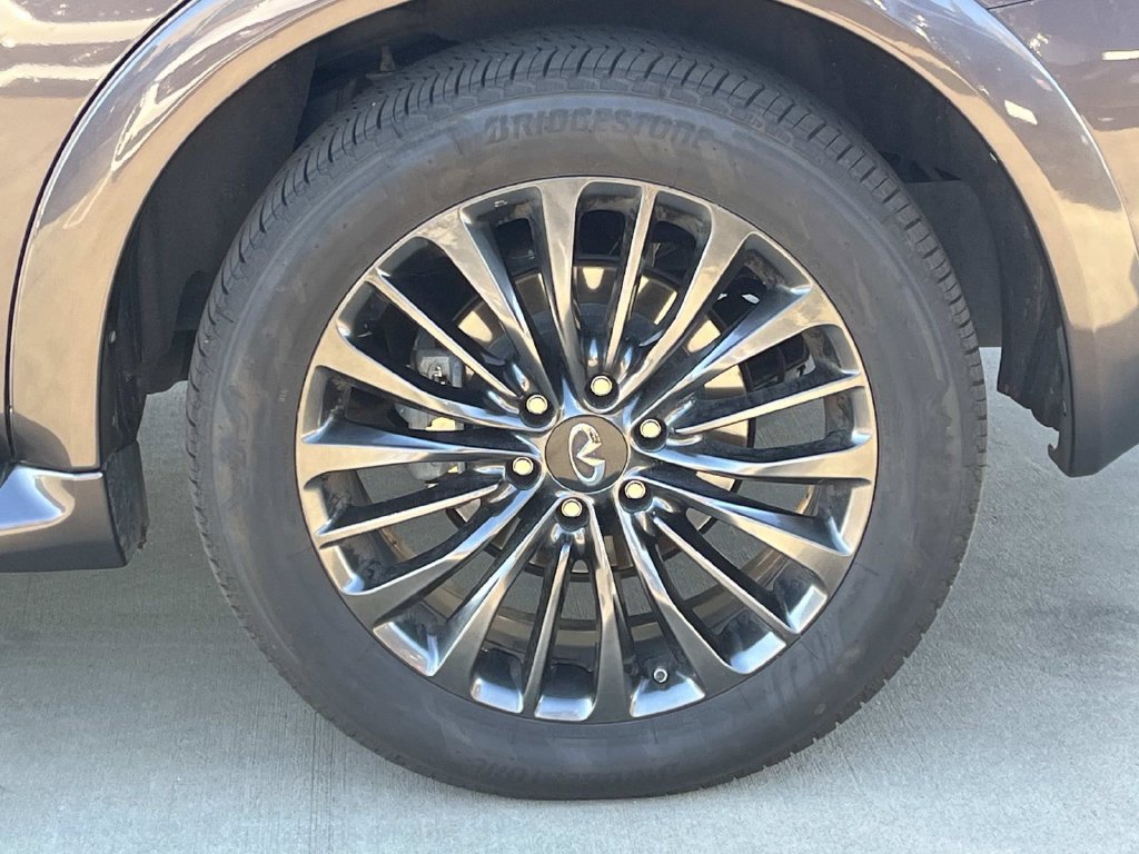 Used 2022 INFINITI QX80 Premium Select w/ All-Season Package AWD/4WD image 11