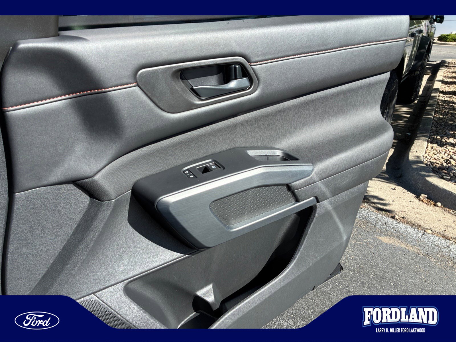 Used 2025 Nissan Pathfinder Rock Creek AWD/4WD image 16