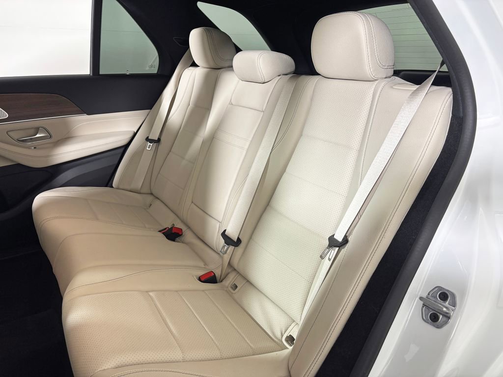 Certified 2025 Mercedes-Benz GLE 450 4MATIC image 32