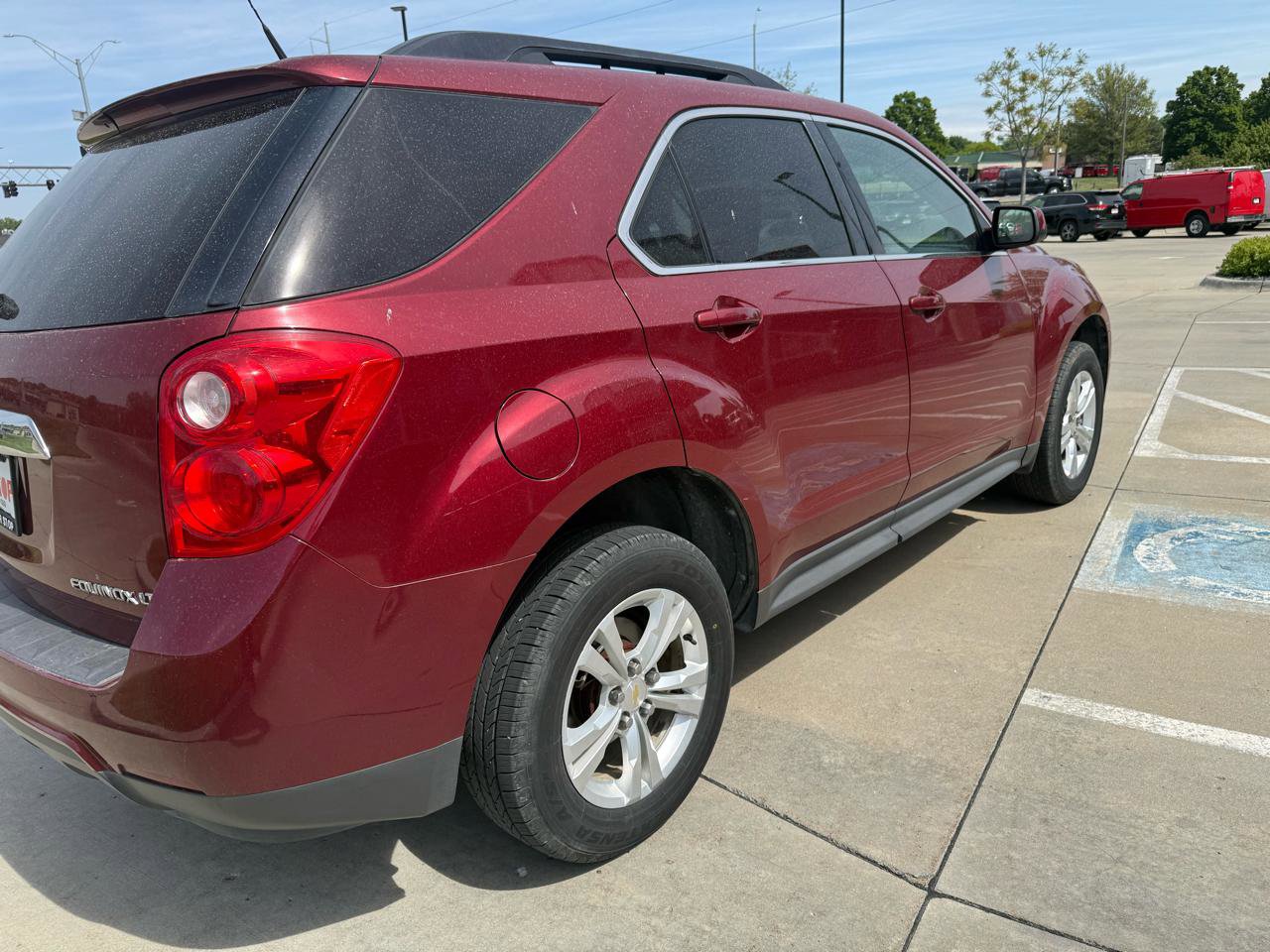 Used 2011 Chevrolet Equinox LT w/ Driver Convenience Package AWD/4WD image 6